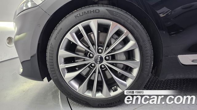 Kia K9 2023 — photo 5
