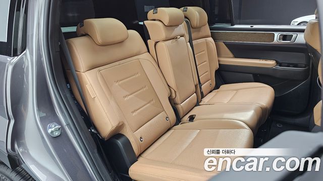 Hyundai Santafe 2024 — photo 17
