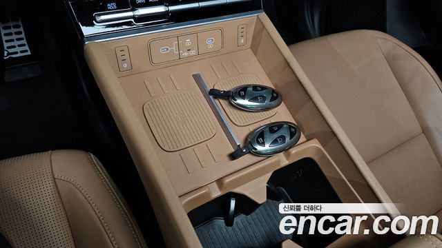 Hyundai Santafe 2024 — photo 26