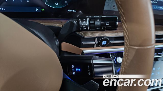 Hyundai Santafe 2024 — photo 28