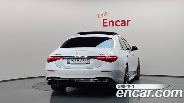 Mercedes-Benz S-Class 2025 — photo 4