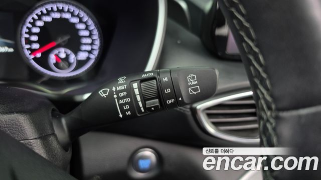 Hyundai Santafe 2023 — photo 12