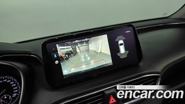 Hyundai Santafe 2023 — photo 14