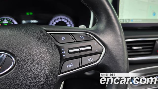 Hyundai Santafe 2023 — photo 15