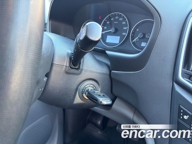 Hyundai Starex 2019 — photo 18