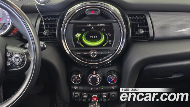 Mini Cooper 2015 — photo 12