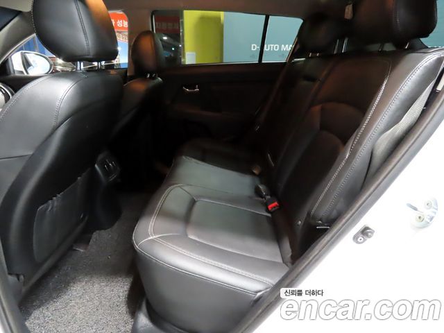 Kia Sportage 2016 — photo 16