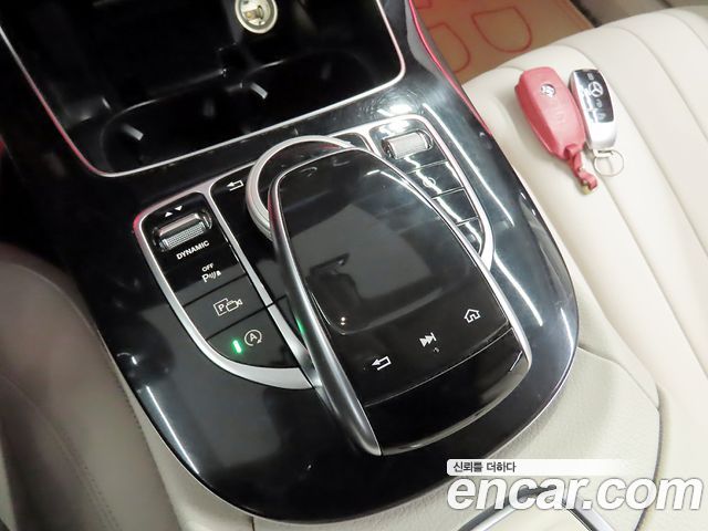 Mercedes-Benz E-Class 2017 — photo 12