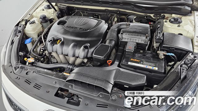 Kia K5 2011 — photo 6