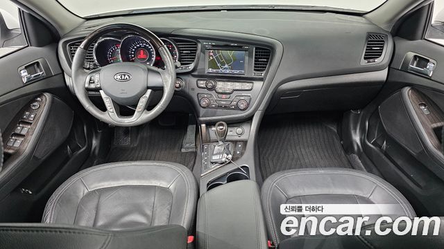 Kia K5 2011 — photo 7