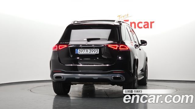 Mercedes-Benz GLE-Class 2021 — photo 4