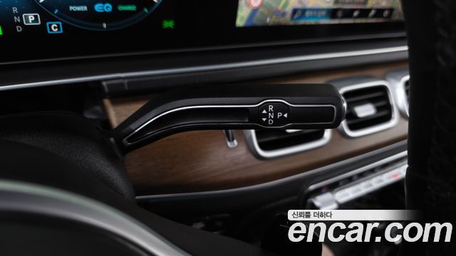 Mercedes-Benz GLE-Class 2021 — photo 12