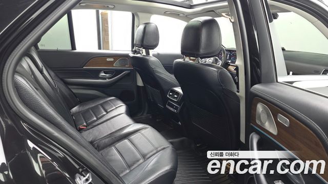 Mercedes-Benz GLE-Class 2021 — photo 18