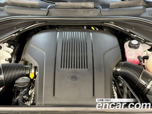 Land Rover Range Rover 2026 — photo 6