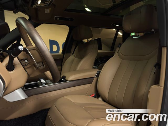 Land Rover Range Rover 2026 — photo 7