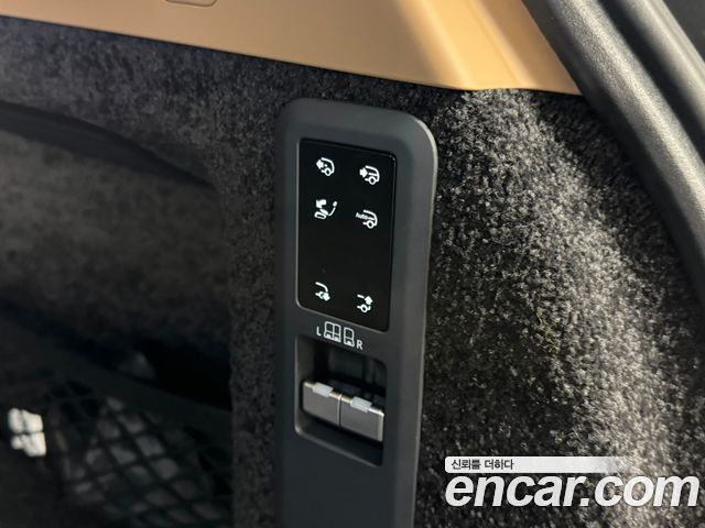 Land Rover Range Rover 2026 — photo 11