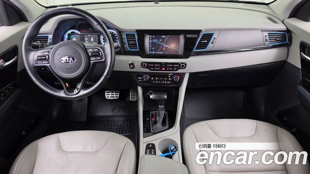 Kia Niro 2017 — photo 7