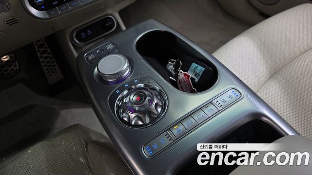 Genesis GV60 2022 — photo 12