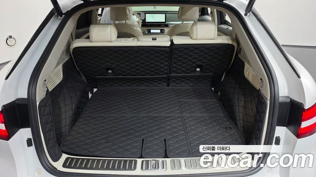 Genesis GV60 2022 — photo 23