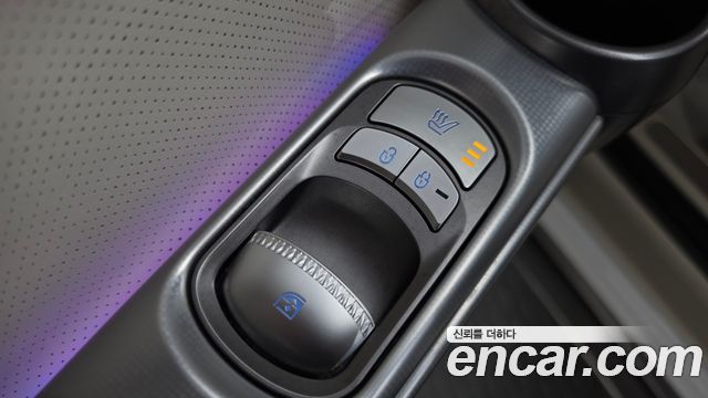 Genesis GV60 2022 — photo 24