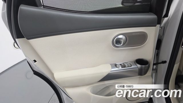 Genesis GV60 2022 — photo 15
