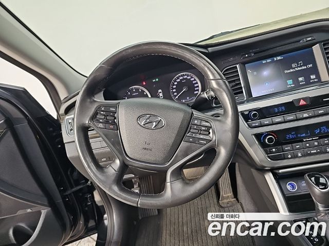 Hyundai Sonata 2015 — photo 9