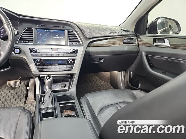 Hyundai Sonata 2015 — photo 10