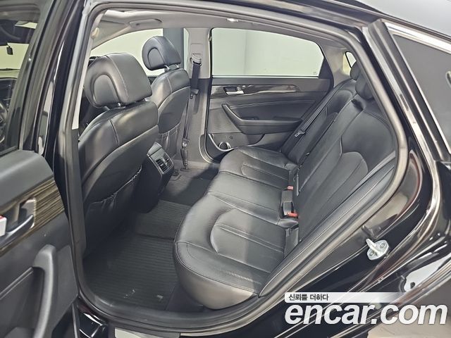 Hyundai Sonata 2015 — photo 12