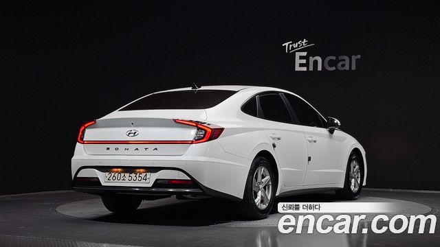 Hyundai Sonata 2022 — photo 2