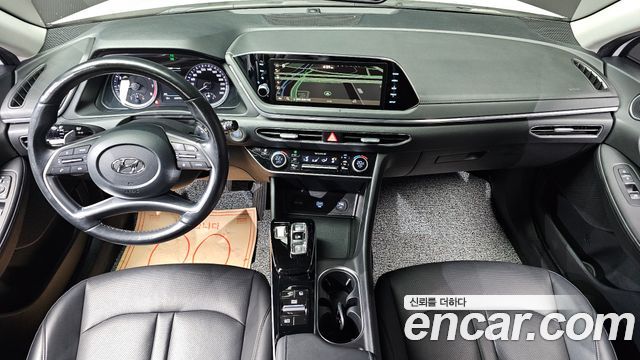 Hyundai Sonata 2022 — photo 10