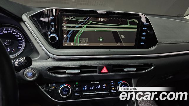 Hyundai Sonata 2022 — photo 20