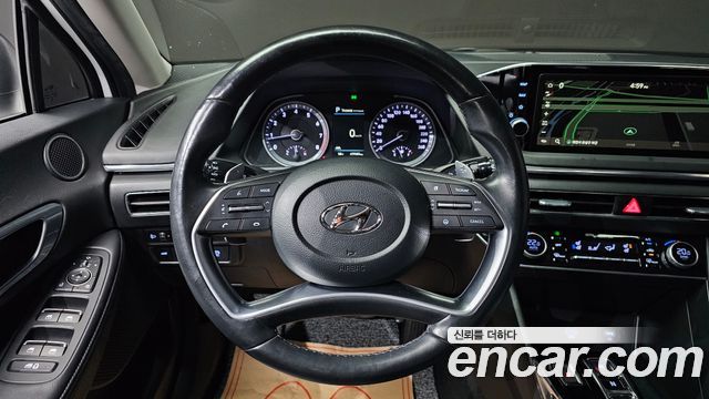 Hyundai Sonata 2022 — photo 21