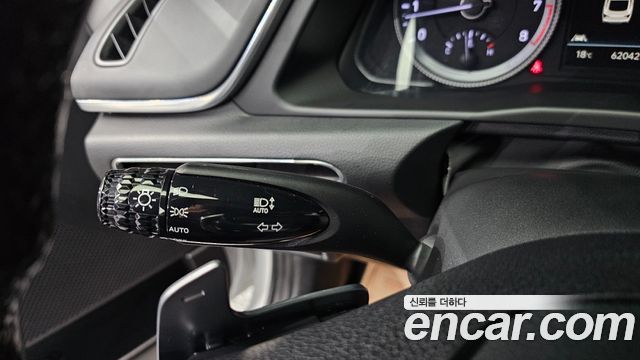 Hyundai Sonata 2022 — photo 25