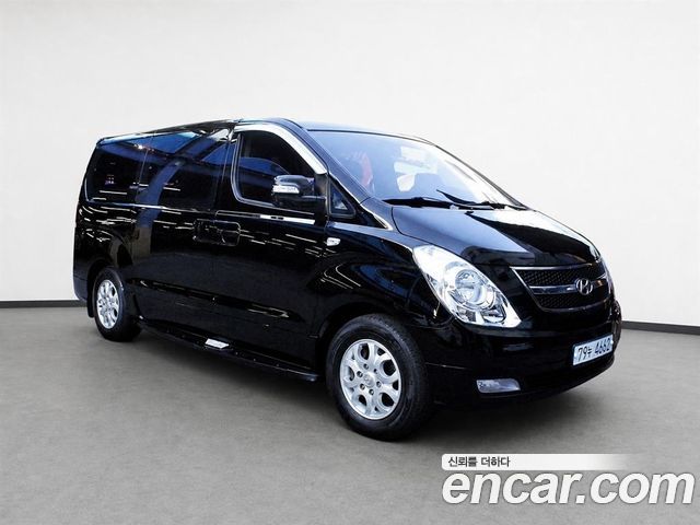 Hyundai Starex 2015 — photo 2