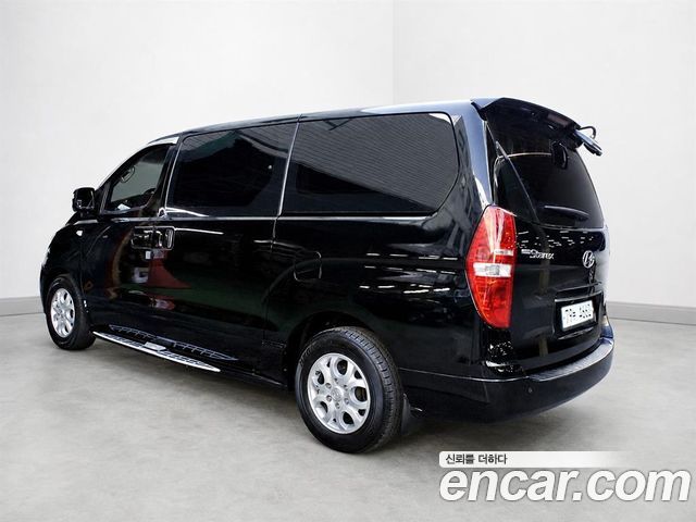 Hyundai Starex 2015 — photo 4