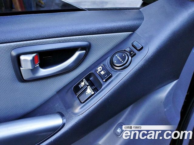Hyundai Starex 2015 — photo 13