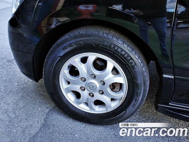 Hyundai Starex 2015 — photo 18