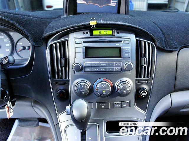 Hyundai Starex 2015 — photo 19