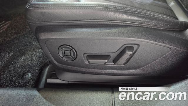 Audi A6 2020 — photo 31