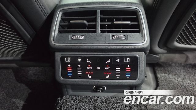 Audi A6 2020 — photo 34