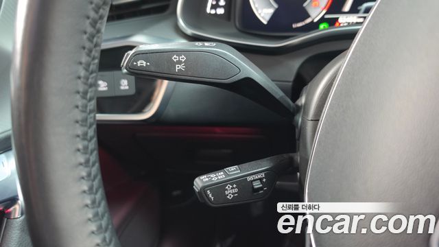 Audi A6 2020 — photo 37