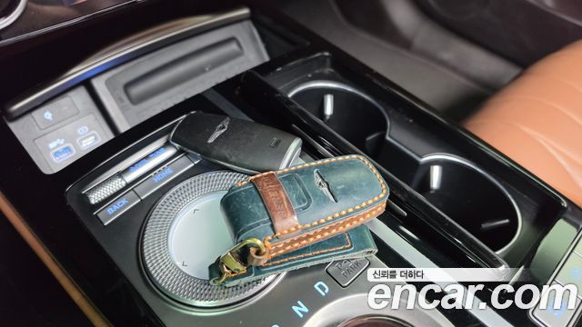 Genesis G80 2022 — photo 21