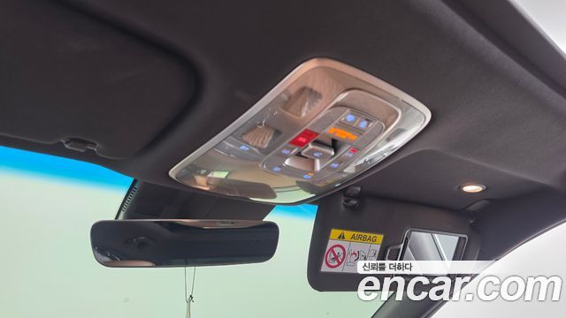 Genesis G80 2022 — photo 25