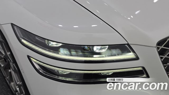Genesis G80 2022 — photo 8