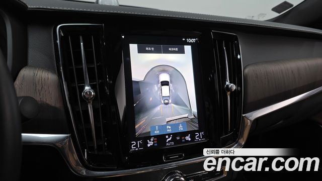 Volvo S90 2021 — photo 15