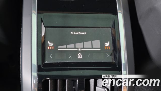 Volvo S90 2021 — photo 17