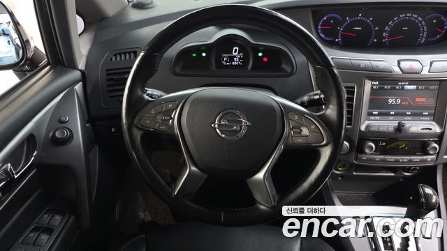 KG Mobility KORANDO 2018 — photo 13