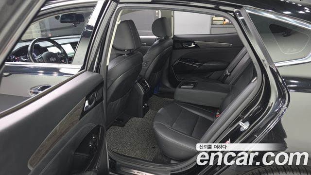 Kia K7 2020 — photo 17