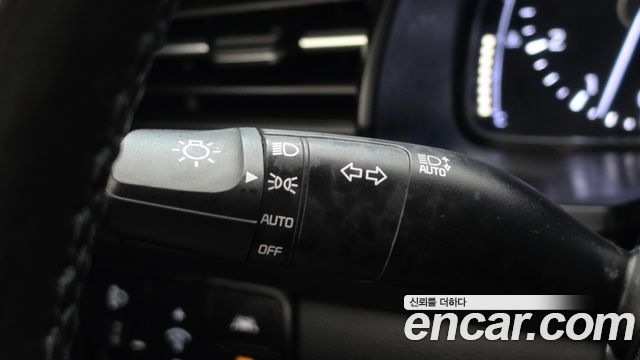 Kia K7 2020 — photo 30