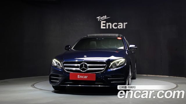 Mercedes-Benz E-Class 2019 — photo 3